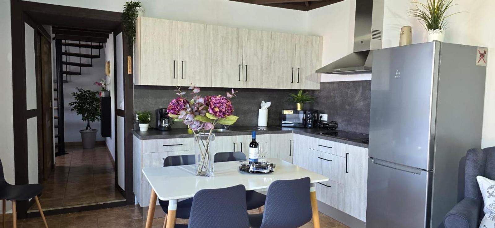 Vivienda Vacacional Los Agapantos Brena Alta Luaran gambar